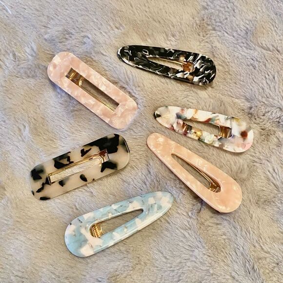 Set of 6 Hair clips - Picture 1 of 1